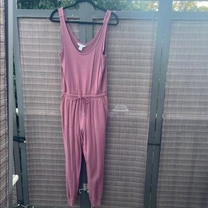 Athleta Sleeveless Romper Jumpsuit Mauve Pink Size Small